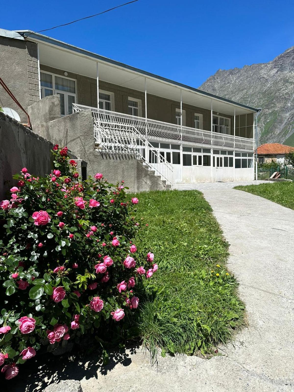 Polaris Kazbegi Hotel Exterior foto