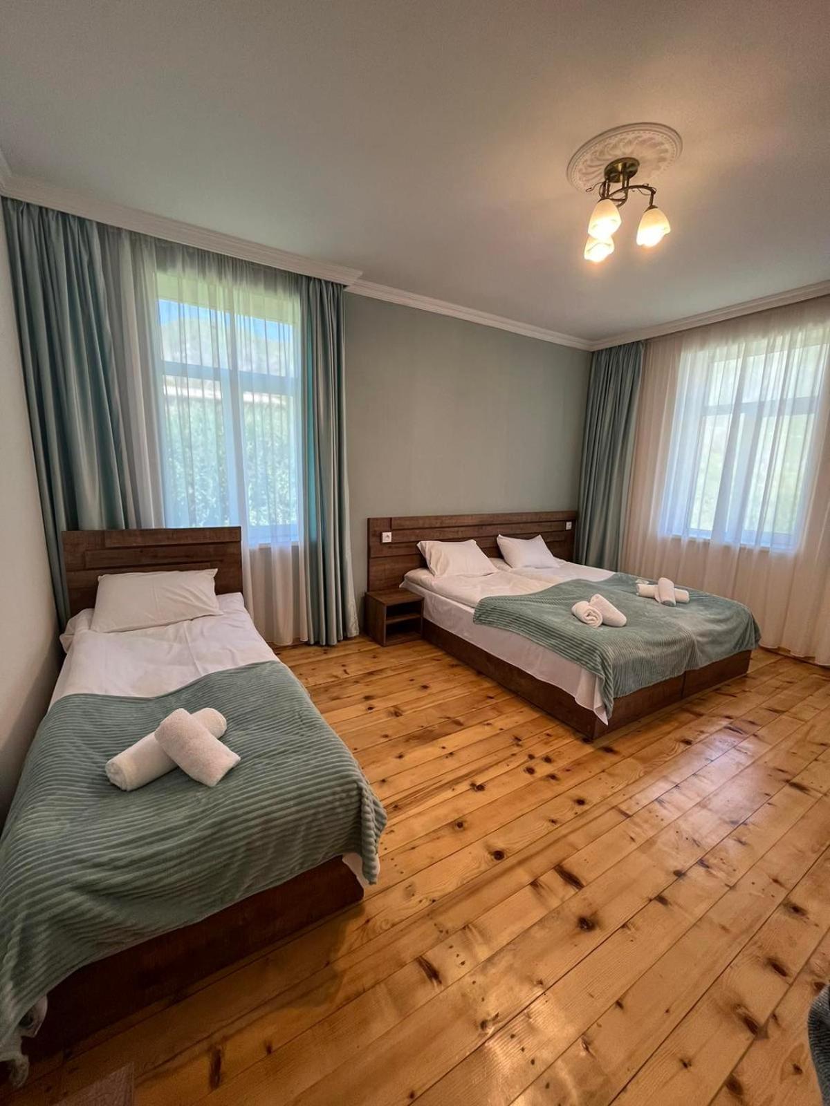 Polaris Kazbegi Hotel Exterior foto